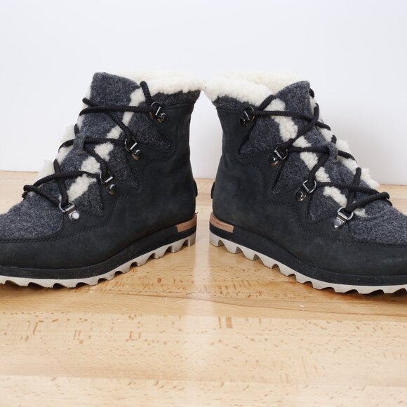 Sorel Sneak Chic Alpine Holiday Shearling Waterproof Cold-Weather Boots 5.5 - Picture 4 of 11